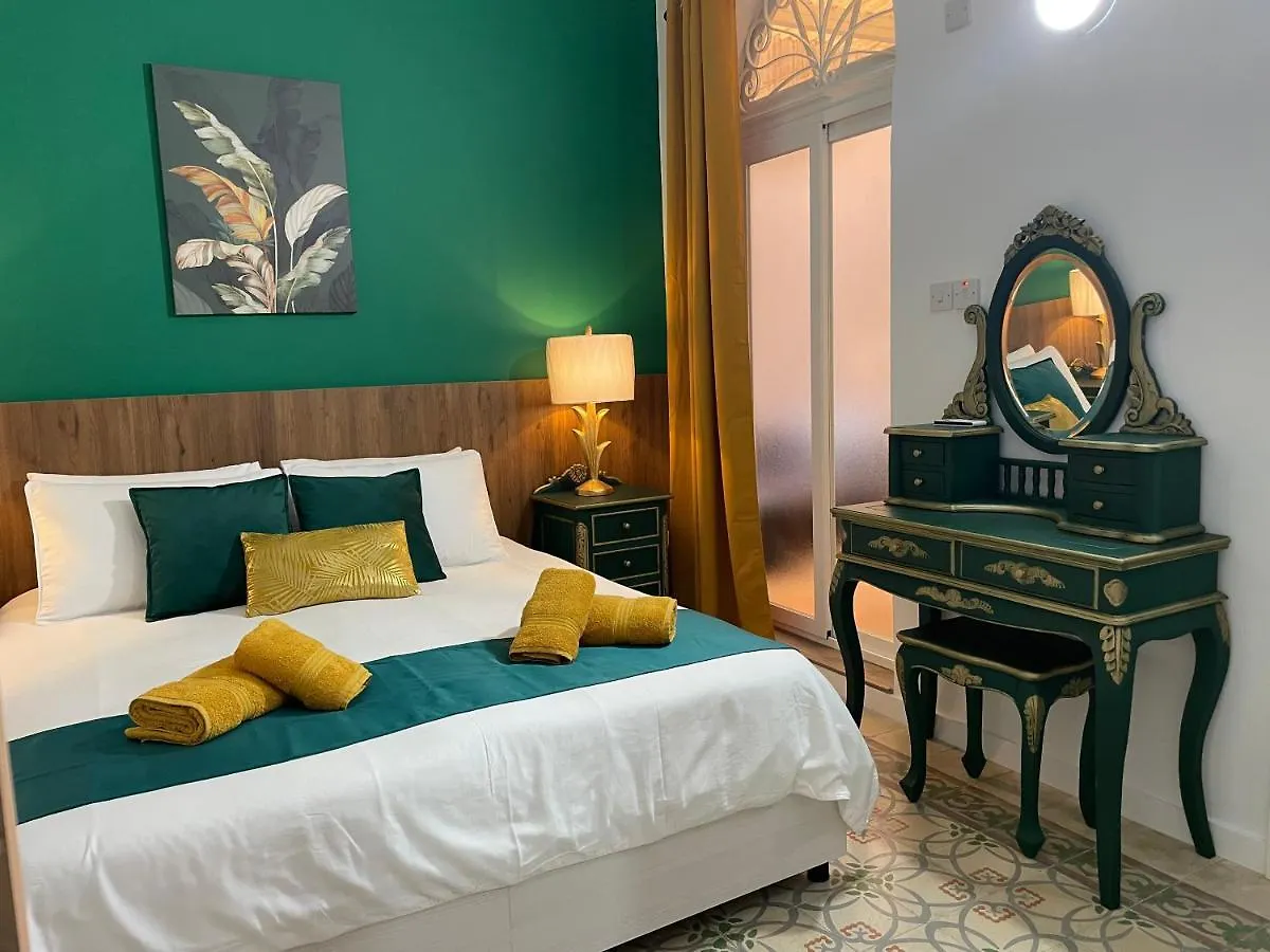 Parisio One Bedroom Maisonette In Sliema