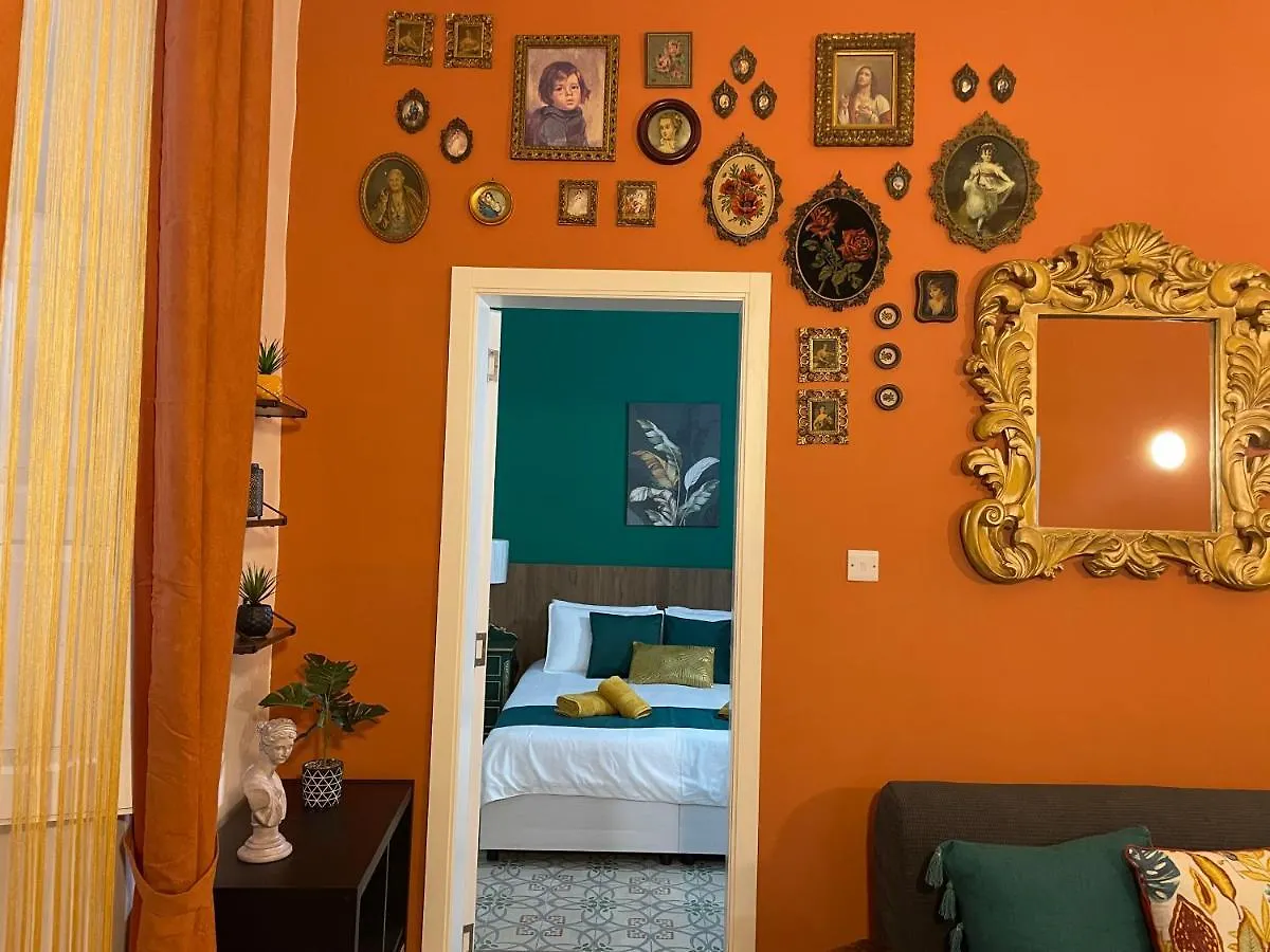 Parisio One Bedroom Maisonette In Sliema 0*,